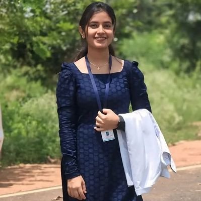 Eshita_1's profile picture. A kind heart & Simplicity makes you the most beautiful person in the world.