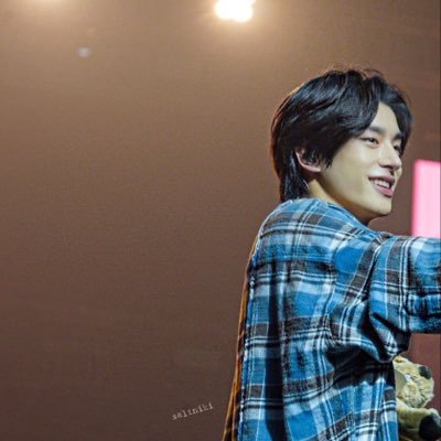 febrilintyaa's profile picture. 