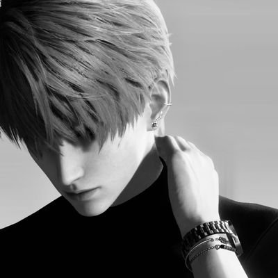 starlightshen's profile picture. Roleplay Acc⭑NSFW 🔞 MDNI⭑May be OOC⭑Mun talk (🌕)⭑Read Carrd!⭑DM Closed