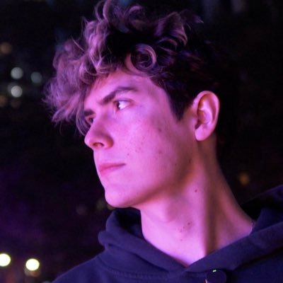 codigorodezel's profile picture. :):