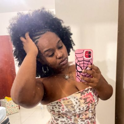 pretinhamanu's profile picture. o que não tem remédio, remediado está