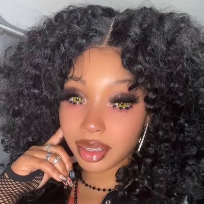 crissy_mystique's profile picture. 🪬♏️🔮🧚🏽‍♀️ goddess ☼ goddess ☽ goddess ↑