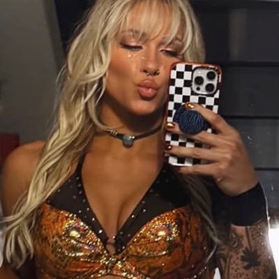 RideOnMyTide's profile picture. Born from sun, grit, and motion, she moves with the confidence of someone who’s already lived through the fall and chose to rise higher. fan. rp. parody account