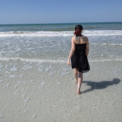 JenniJenn82's profile picture. Das Leben verändert Dich und bringt manchmal ganz neue Seiten zum Vorschein 🖤 Sei der Mensch, der Du sein möchtest! Keine ungefragten RT meiner Bilder ⚠️