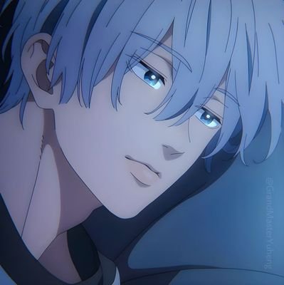 renrkaji's profile picture. running in the moonlight.