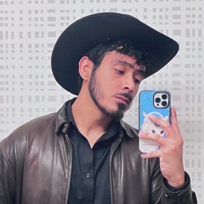 nowayjxse's profile picture. in a constant state of transformation