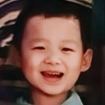 nan_momoting's profile picture. 桃子🍑 2014 - ”相看两不厌，只有敬亭山“ 李白_’獨坐敬亭山’