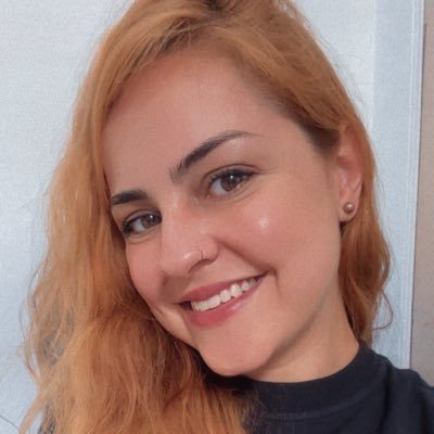 giralavida_m's profile picture. “can you actually see all of that in my face?”