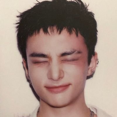 jiniapple's profile picture. ︎ ︎ ︎only for #현진 ︎ ︎ ︎ ︎ ︎ ︎ ︎ ︎ ︎