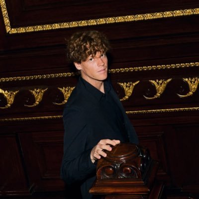 3X7pv's profile picture. 