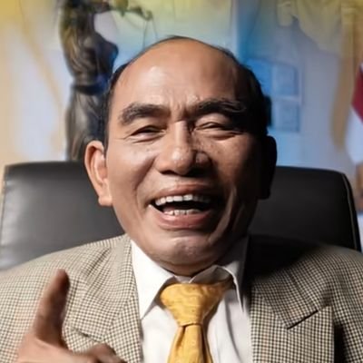 hiuxot's profile picture. WAHAHAH