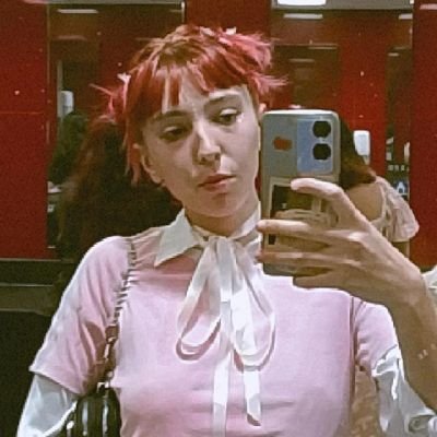Sof_Diez's profile picture. 🍓🫦❤️‍🔥🍎✨💋🫀🌷🌙🍒🥐💫🫁