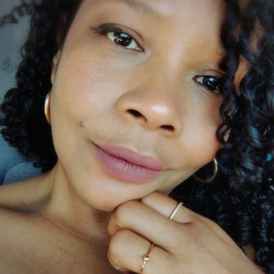 ThatsVicki's profile picture. Unfiltered, Living & learning ,  Let God ✝️ 
💚🐣