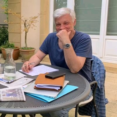 CWiseler76005's profile picture. Präsident vun der chamber