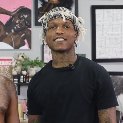 ddavisdesigns_'s profile picture. For Booking text (346) 291-4438 | Artist/Owner at 4D Studios📍3640 Hillcroft St.