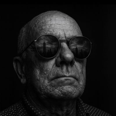 SchoppenRobert's profile picture. Landelijke Cliëntenraad van Leger des Heils, Cliëntenraad Sociaal Domein Lelystad, Fotograferen. Ajax, Vliegtuigspotter, Films, Cappuccino, #Omdenken. No DM 🚫