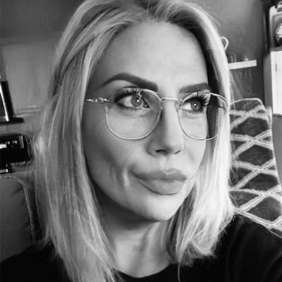 MegoVonV1llain's profile picture. Once you’re awake to the “game”, the world ceases to be threatening and starts becoming predictable -The Villain 🎸♊️🐶🎨🥑🌊⛰️ 🤠✝️☦️