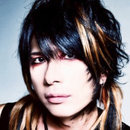 tsukasa_tmh4ns's profile picture. THE MICRO HEAD 4N'S / LuvPARADE / D’ESPAIRSRAYのドラマー。V系演歌歌手。さくら前線メンバー。山形県つや姫観光大使、かほく冷たい肉そば大使、河北町発信大使。https://t.co/AQpOxAD3Ru https://t.co/MU096mjugV