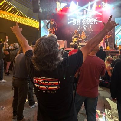 MiamiDollyPard1's profile picture. Dolly fan 4 decades. Champion golfer. Spent a day with 🐐@danmarino in ‘97 & he threw me a few passes. Kailua4Life. ALWAYS LIVE PONO: 808to805 🤙🏽