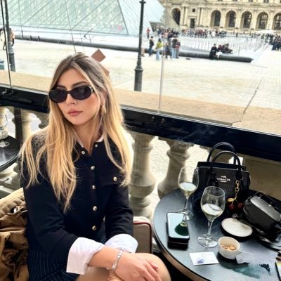 deaffheaven's profile picture. my diary✨