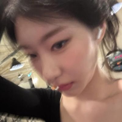 wavingorchid's profile picture. 