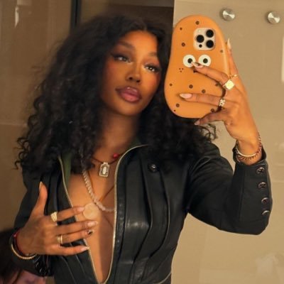 exquisitebia's profile picture. whatever…⋆˚꩜｡