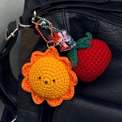 ap_kasib's profile picture. 🦊🍅 | 💫| 👶🏻 | 🌼