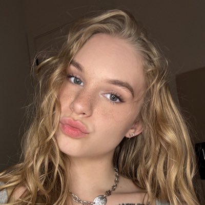 alexxkelseyy's profile picture. 