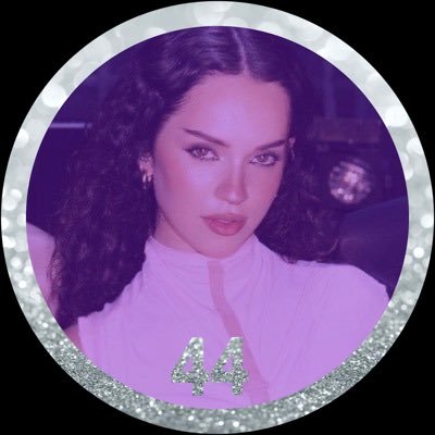 deluluforlew's profile picture. lewis hamilton papi🪭 no.1 ferrari hater (DIE BITCH😁)