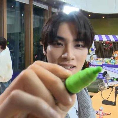 xiaojuniberry's profile picture. 