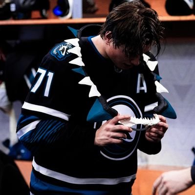 celebrinionice's profile picture. Canadian centre, 1st overall draft pick ‘24. Puck pos-prodigy. Living the dream in San Jose. #SharksNation 🦈⠀/⠀🏳️‍⚧️ .⠀⠀⠀⠀⠀ ⠀⠀⠀⠀⠀ ⠀