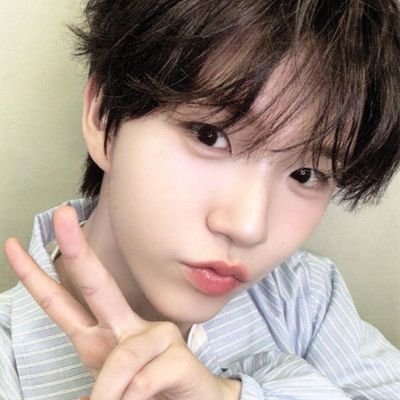 fullbluemooon's profile picture. ⋆˚.•✩𝘠𝘰𝘶'𝘳𝘦 𝘵𝘩𝘦 𝘮𝘰𝘰𝘯𝘭𝘪𝘨𝘩𝘵 𝘵𝘩𝘢𝘵 𝘴𝘩𝘪𝘯𝘦𝘴 𝘦𝘷𝘦𝘯 𝘪𝘯 𝘮𝘺 𝘥𝘳𝘦𝘢𝘮𝘴