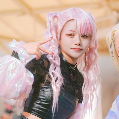 YZKi10's profile picture. Cosplayer🇯🇵/25↑/ #にじこねくと STAFF/コスパフォ🩷🩵🥕(@odoboku_HH)💃関西中心に活動。 #あに中 OB(9/13卒)
Cos投稿 #ゆずきのコス便り 
 ジョジ民🥕 🌈🕒➡︎🔪🫐🦉🎻♦☕/ﾎﾛ➡︎🍃👹🎲🌃🩵🩷🐾🟣🍷🦖