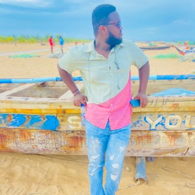 gideonkwamee's profile picture. Searching…..