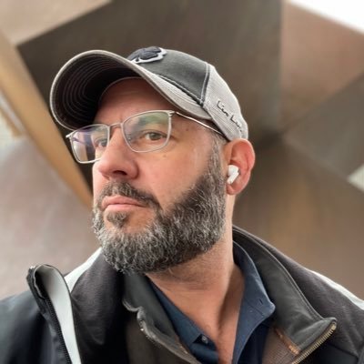 Micro_Hood's profile picture. MAGA