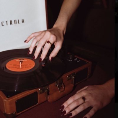 lli6st's profile picture. ملاك بجسَد انثى .