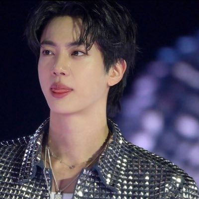 _callmebabyyy's profile picture. ผู้หญิงนอกวงการคนแรกที่เป็นข่าวกับเก่งหฤษฎ์ พี่นภัส3ล้าน% ยิงกุดิ | @bts_twt @mikepanitan_072 @kongthappp 💜🧡💙 อยากด่าไปด่าแอคหลัก @ajummatigerbunn