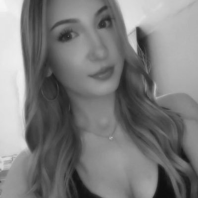 claudiaboucherr's profile picture. 25 || capricorn☼ scorpio☽ cancer↑