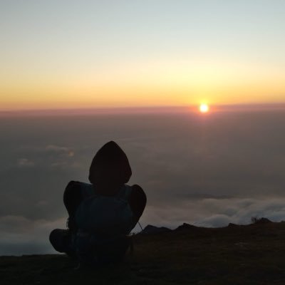 TheDefTrekker's profile picture. ॐ नमः पार्वती पतये हर हर महादेव 🕉 🚩