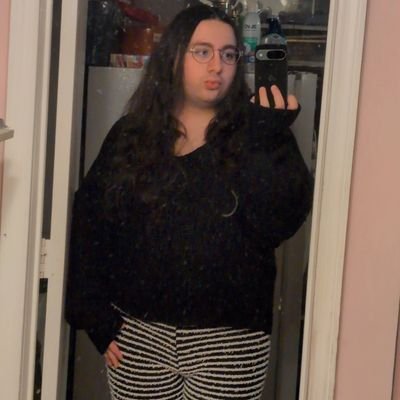 winnpixie's profile picture. she/her ❤️