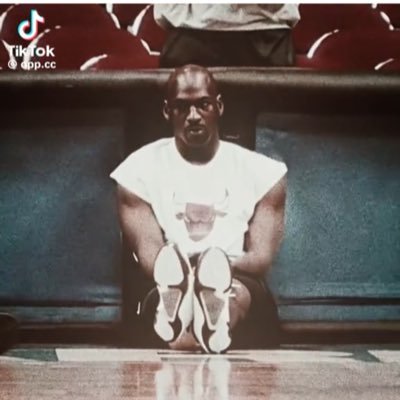 lover_the312's profile picture. Power to MY People. 🖕🏼Elon Musk too. BEARDOWN🐻 SKYTOWN/undercover VALKS fan/ women’s basketball enthusiast