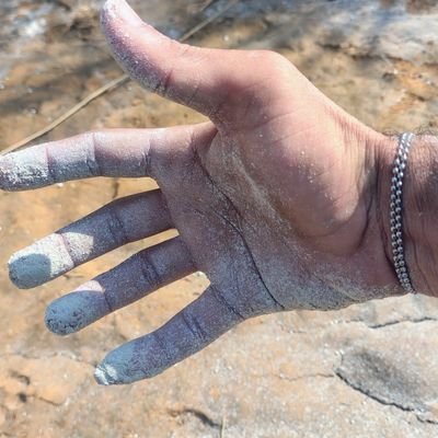 AkkiMeena00's profile picture. मान सम्मान दोगे तो सम्मान पाओगे नहीं तो जैसे बोलोगे वैसे ही उत्तर पाओगे