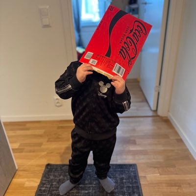 grinigochgammal's profile picture. Pappa till Hugo, 4 år av nykterhet 🤩
