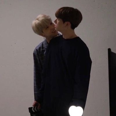 Nae_ymrAom's profile picture. Unbiological daughter of  •᷄ɞ•᷅&OJO ,                               not a shipper but a supporter.                                                     #𝒷𝓉𝓍𝓉