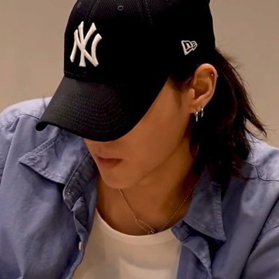 glicowooyoungx's profile picture. 