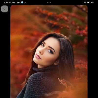 meltem185's profile picture. PROFESYONEL #BORSACİ KIZIM YAŞIM 22 ISTANBUL YAŞIYORUM BORSA DA COK KAZANÇ VAR $😅