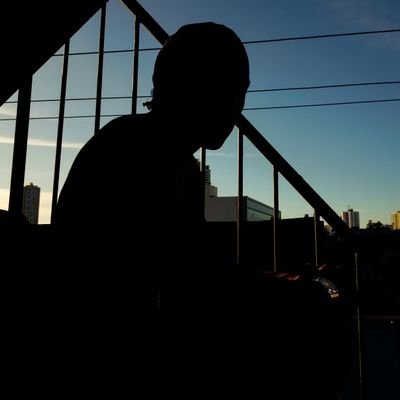 id_estt's profile picture. 𝐀𝐑𝐓𝐈𝐒𝐓𝐀 𝐈𝐍𝐃𝐄𝐏𝐄𝐍𝐃𝐄𝐍𝐓𝐄 // 𝐑𝐀𝐏 𝐍𝐀𝐂𝐈𝐎𝐍𝐀𝐋                                𝐒𝐒𝐀 🌴