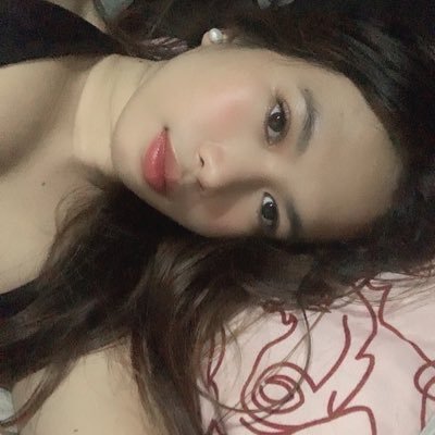 _potatoriri's profile picture. me vs. the world