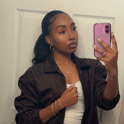 KarniseLove's profile picture. The Highlight of Your Life✨