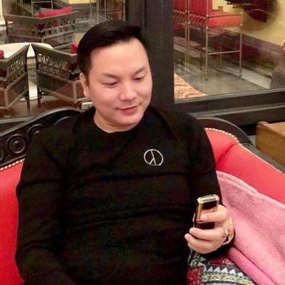 OliverJosh39409's profile picture. simplicity